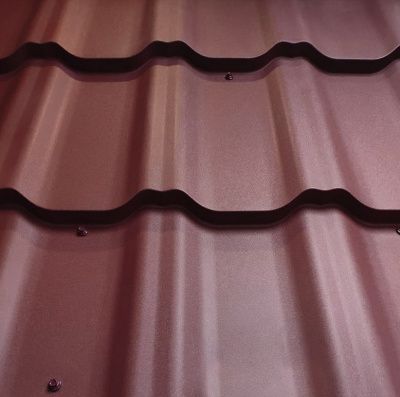 Металлочерепица Grand Line Kvinta Plus Satin Matt Красное вино RAL 3005